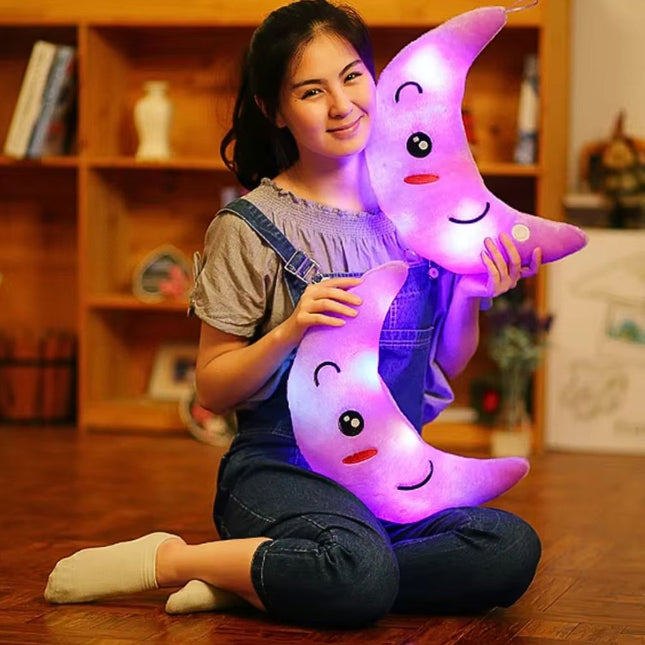 Świecąca pluszowa poduszka w kształcie księżyca