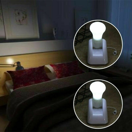 Przenośna lampka żarówka LED na sznurku