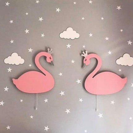 Drewniana lampka ścienna łabędź dla dzieci