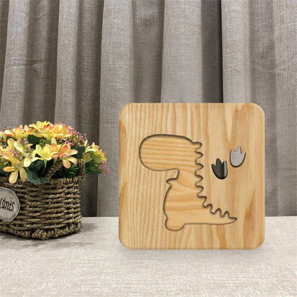 Drewniana lampka LED dinozaur do pokoju dziecka