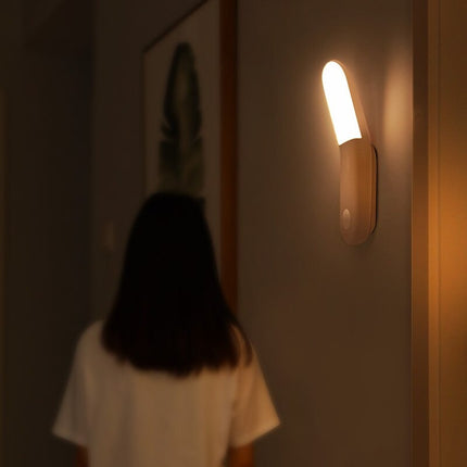 Magnetyczna bezprzewodowa lampka ścienna LED