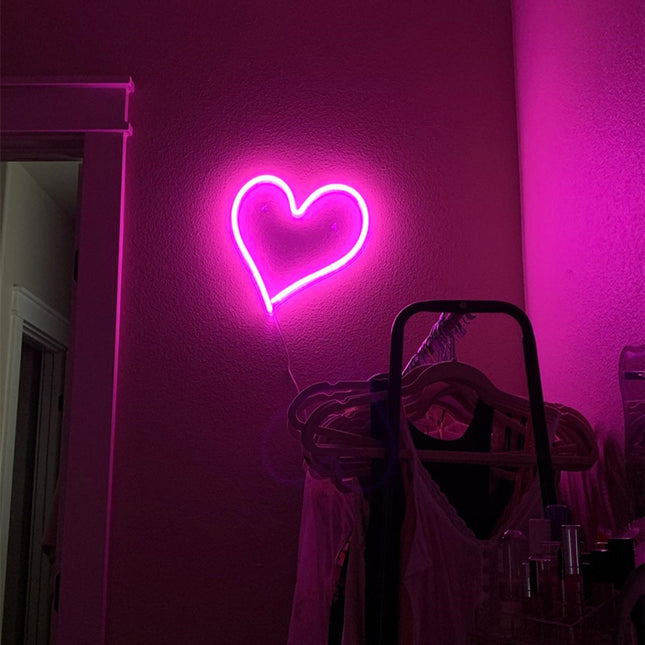 Lampka ścienna LED neon w kształcie serca