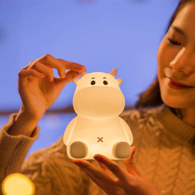 Lampka nocna renifer ładowana przez USB