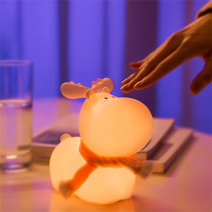 Lampka nocna renifer ładowana przez USB