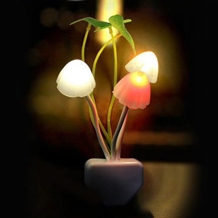 Kolorowa lampka nocna grzybek do kontaktu