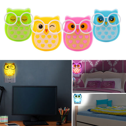 Lampka nocna LED Sowa do kontaktu