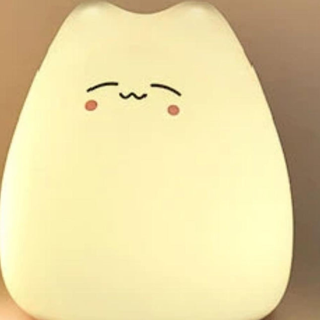 Silikonowa lampka nocna śpiący kotek