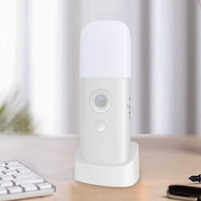 Przenośna lampka nocna z czujnikiem ruchu