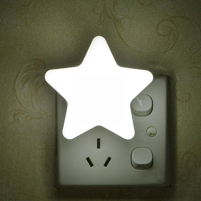 Lampka nocna LED do kontaktu gwiazdka