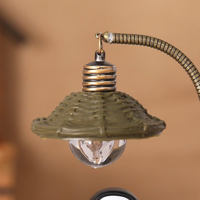 Czarna lampka nocna z postacią Kaonashi