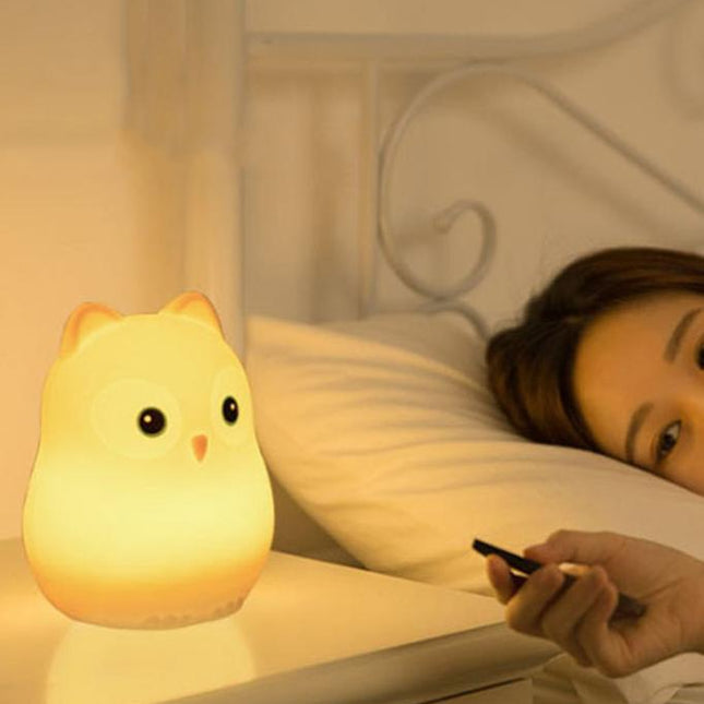 Miękka silikonowa lampka nocna sowa z pilotem