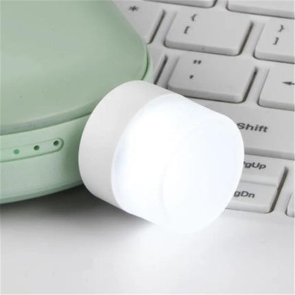 Mini przenośna lampka nocna LED USB