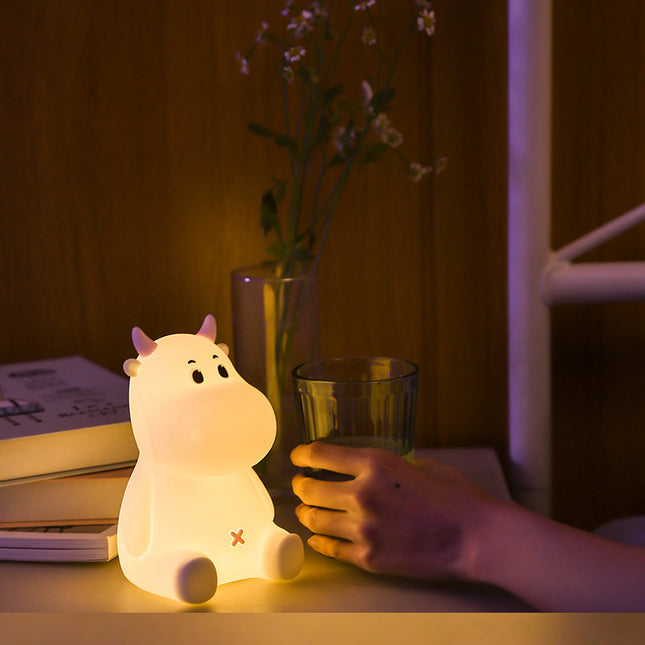 Silikonowa lampka krówka z regulacją światła